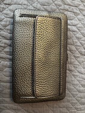 Metallic Silver Snap Closure Wallet